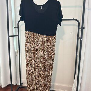 Viishow Black and Leopard Dress